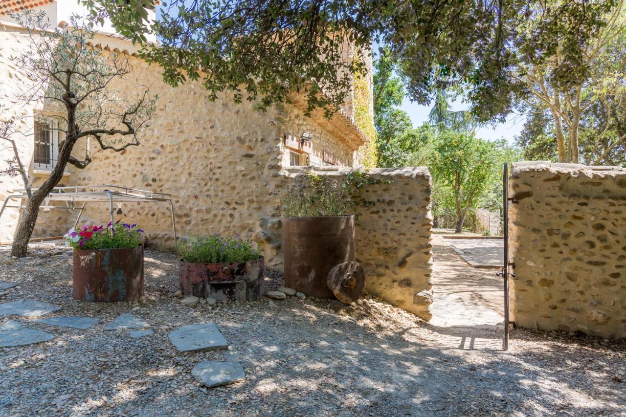オレゾン Le Charme D'Un Pigeonnier Provencal Avec Piscineヴィラ エクステリア 写真